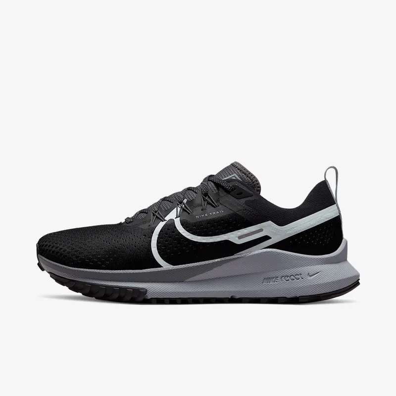 Nike Pegasus Trail 4