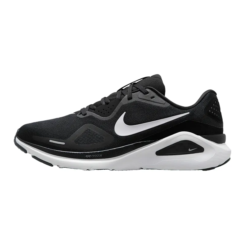 Nike Structure 26