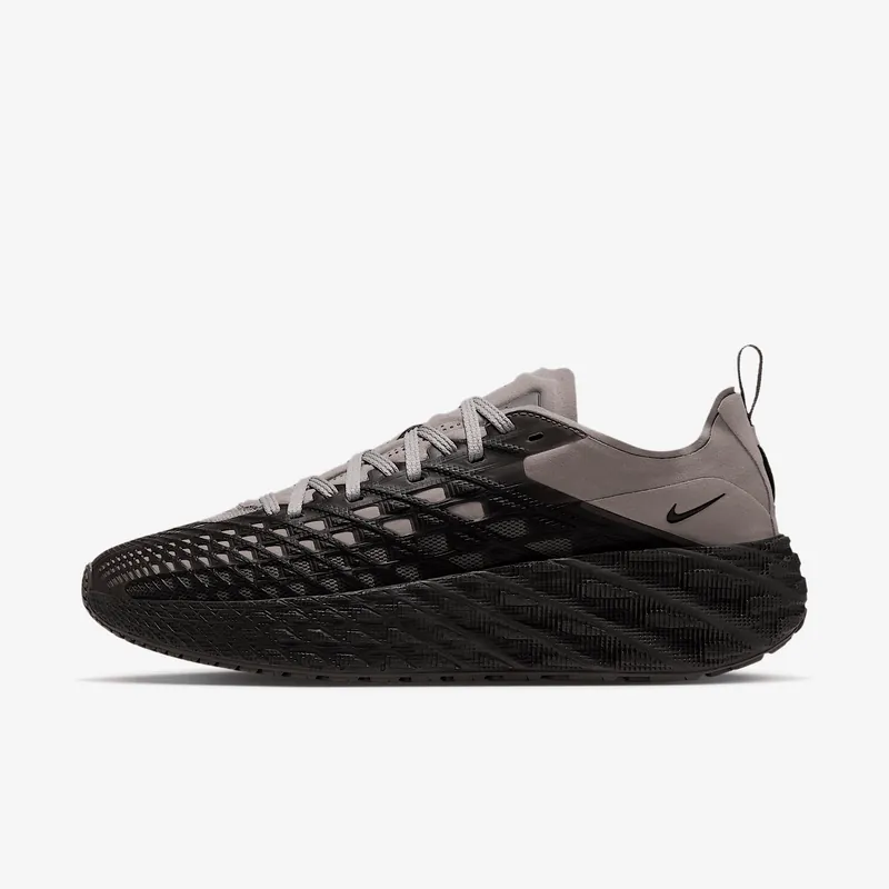 Nike Ava Edge